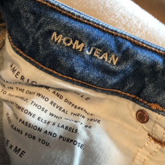 American Eagle Mom Jeans - Picture 3 of 7